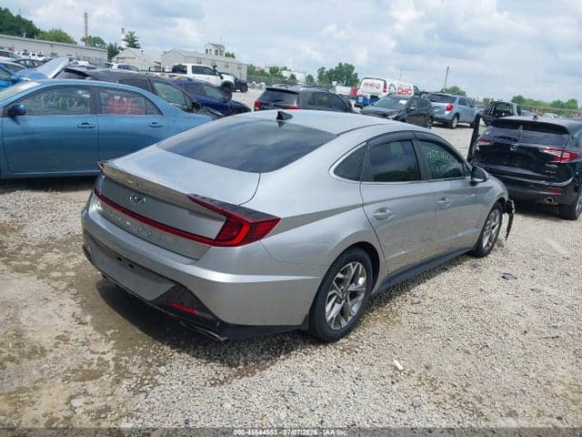 2021 HYUNDAI SONATA SEL 4
