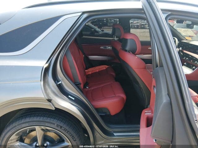 2026 GENESIS GV70 2.5T SPORT PRESTIGE 8