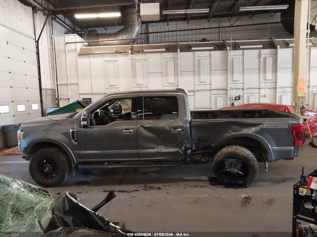 2022 FORD F-350 PLATINUM 15