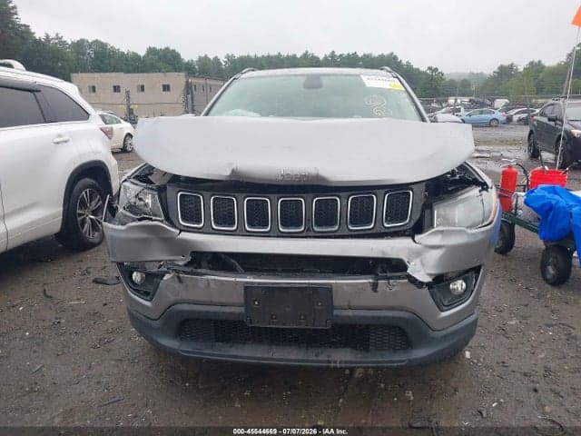 2018 JEEP COMPASS LATITUDE 4X4 11