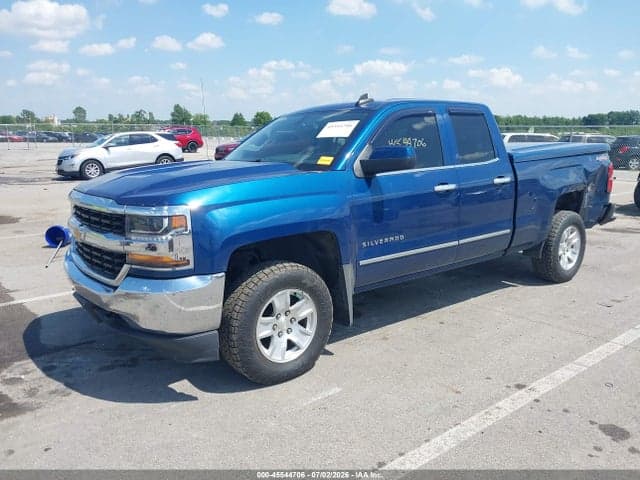 2017 CHEVROLET SILVERADO 1500 LT 2