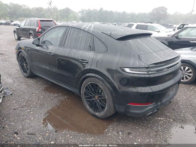 2024 PORSCHE CAYENNE COUPE 3