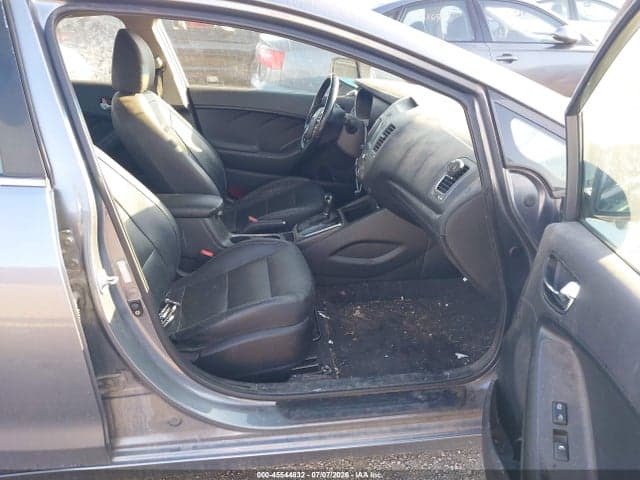 2017 KIA FORTE EX 5