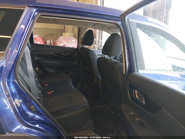 2018 NISSAN ROGUE S 8