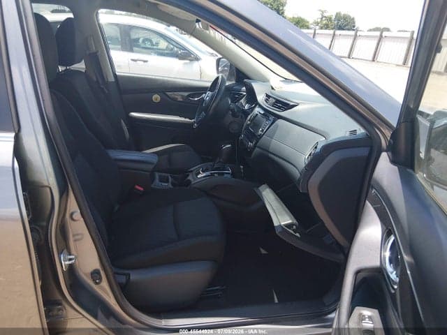2018 NISSAN ROGUE SV 5