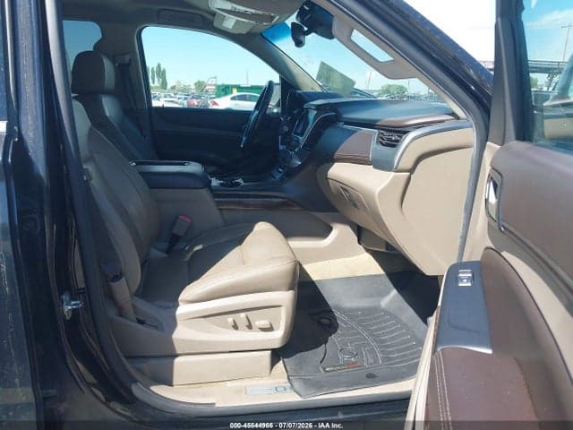 2017 CHEVROLET SUBURBAN LT 5