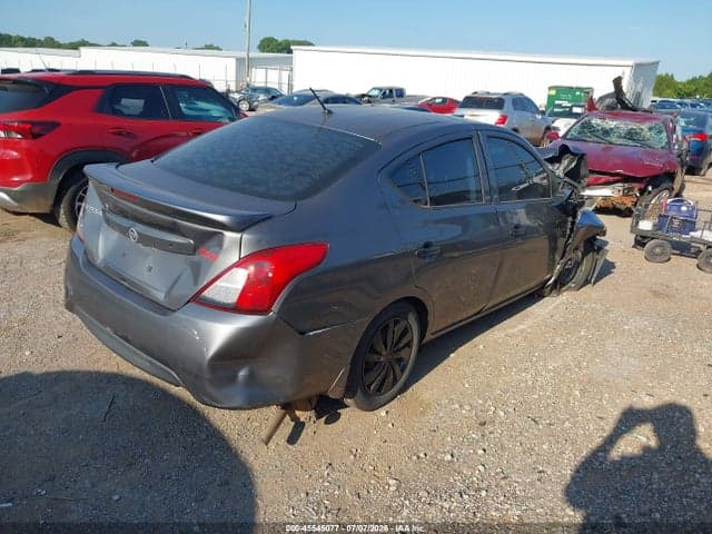 2019 NISSAN VERSA 1.6 S+ 4