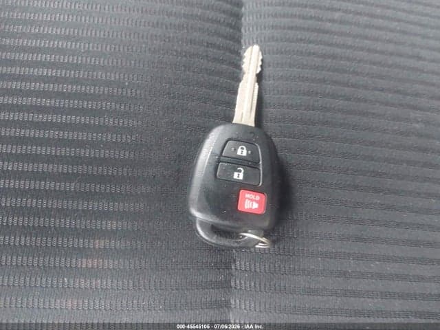 2017 TOYOTA RAV4 LE 11