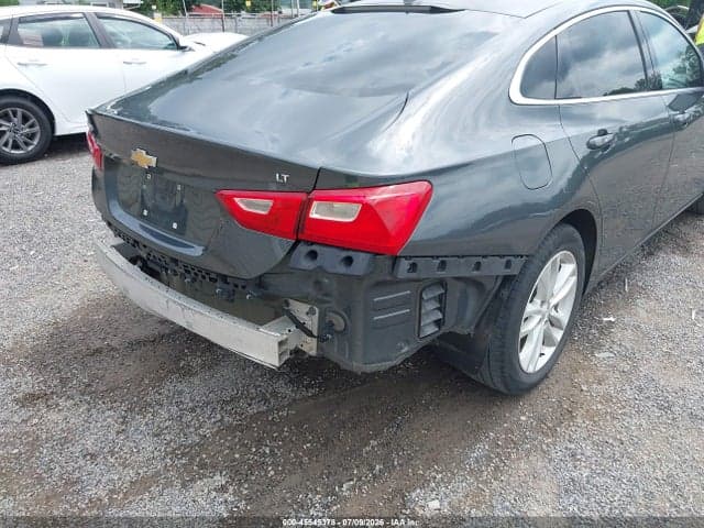 2017 CHEVROLET MALIBU 1LT 18