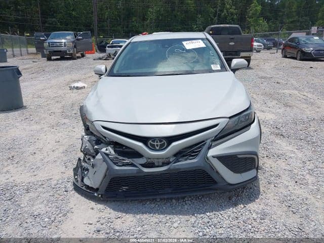 2022 TOYOTA CAMRY SE 13