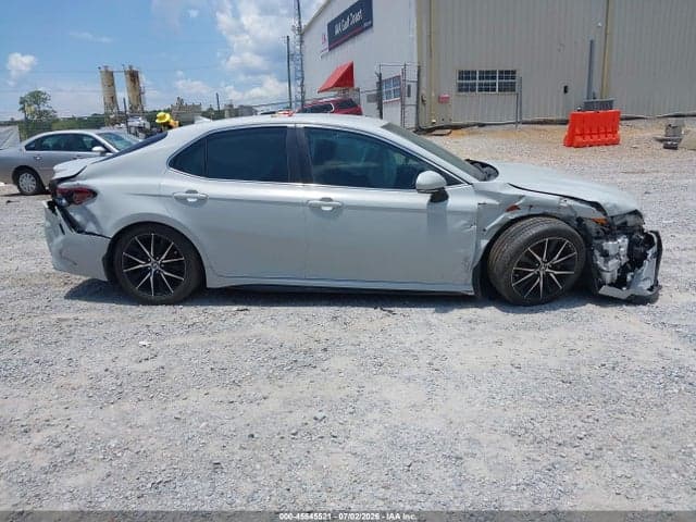 2022 TOYOTA CAMRY SE 14