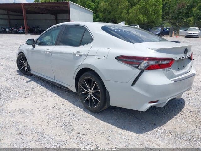 2022 TOYOTA CAMRY SE 3