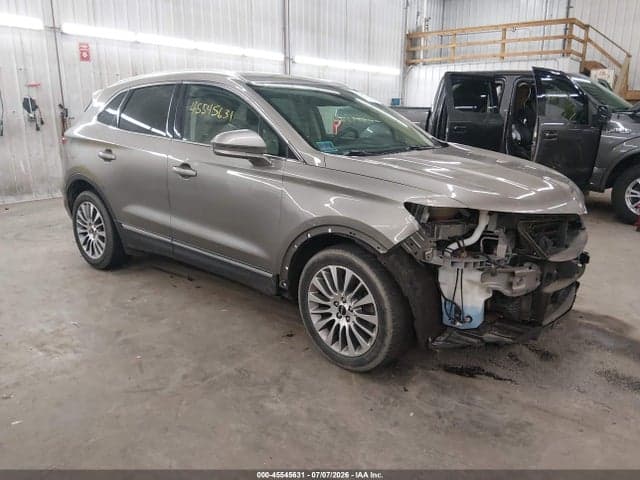 2017 LINCOLN MKC RESERVE 1