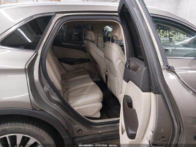 2017 LINCOLN MKC RESERVE 8