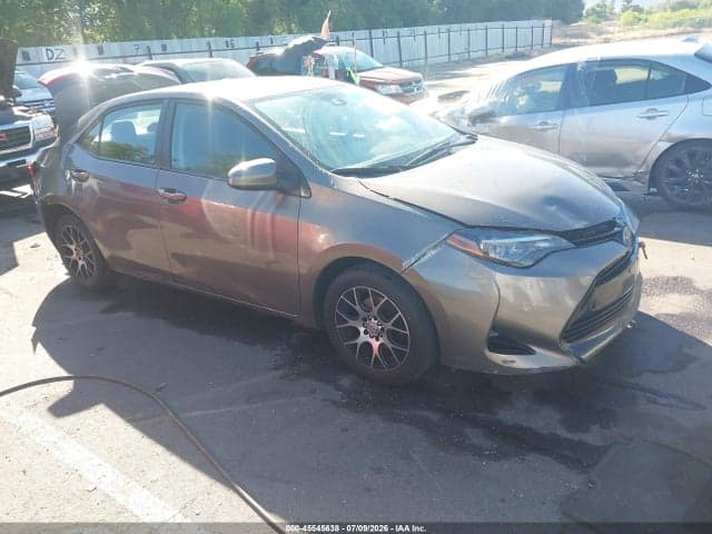 2017 TOYOTA COROLLA LE - 1