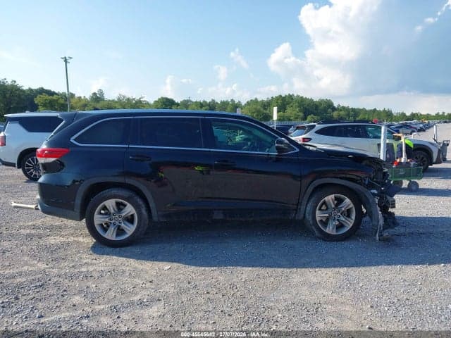 2017 TOYOTA HIGHLANDER LIMITED 13