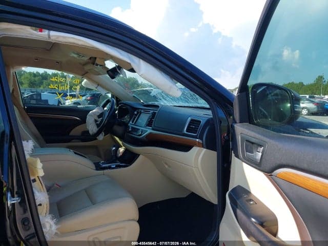 2017 TOYOTA HIGHLANDER LIMITED 5