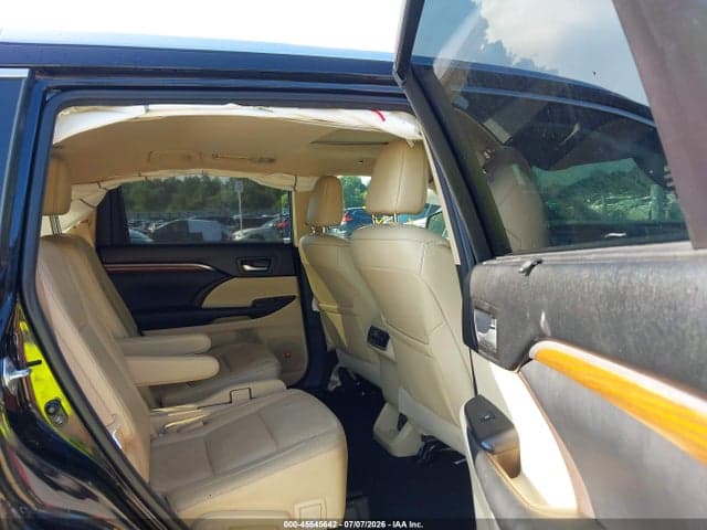 2017 TOYOTA HIGHLANDER LIMITED 8