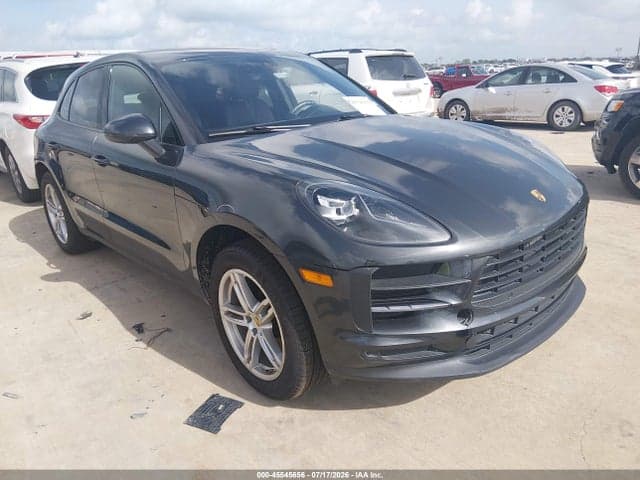 2019 PORSCHE MACAN 1