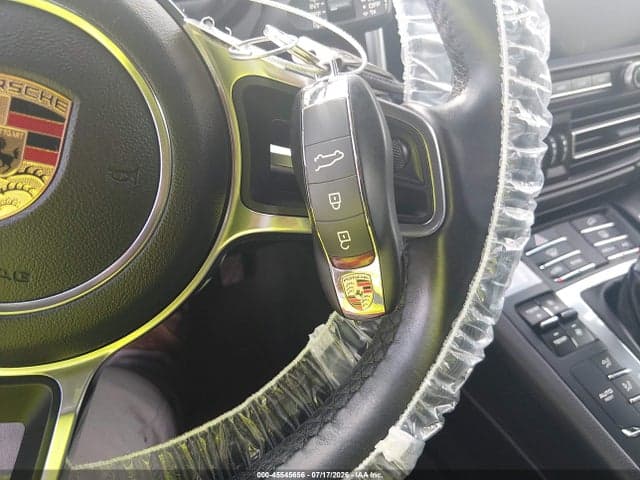 2019 PORSCHE MACAN 11