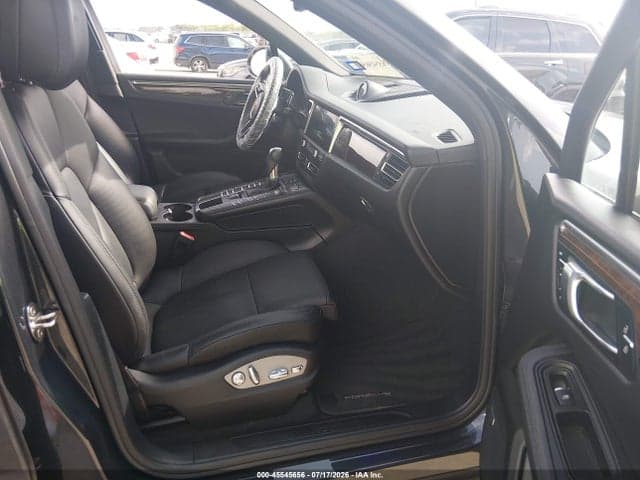 2019 PORSCHE MACAN 5
