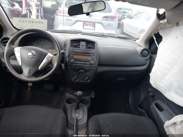 2017 NISSAN VERSA 1.6 S+ 5