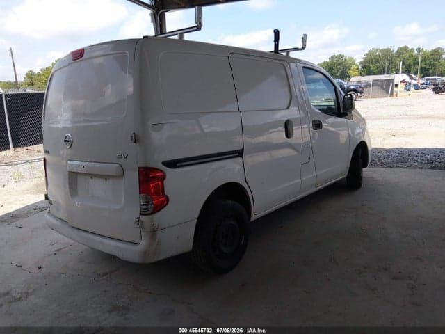 2017 NISSAN NV200 SV 4