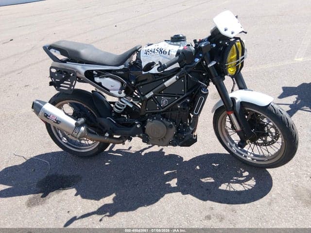 2022 HUSQVARNA VITPILEN 401/SVARTPILEN 401