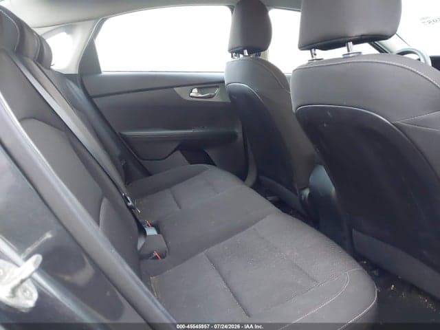 2020 KIA FORTE LXS 8
