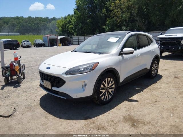 2020 FORD ESCAPE TITANIUM 2