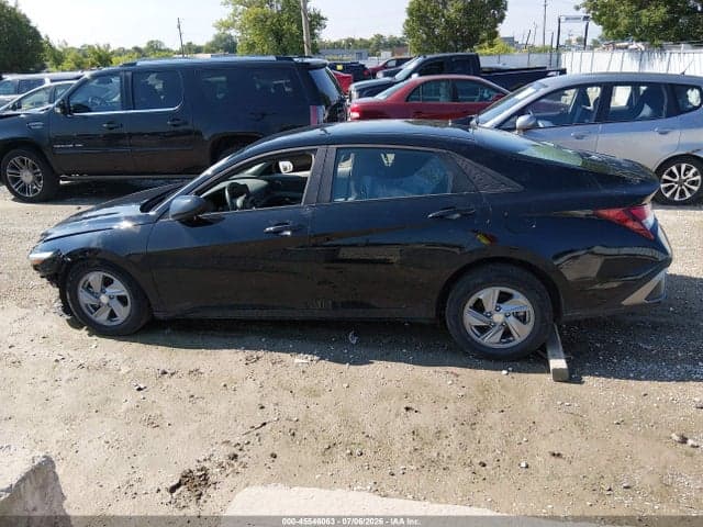 2024 HYUNDAI ELANTRA SE 15