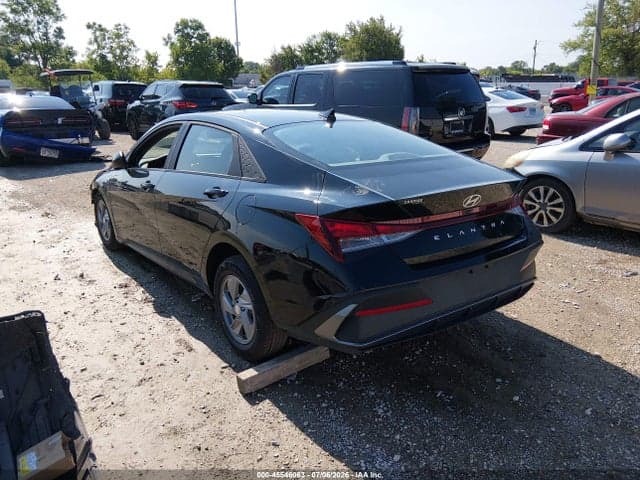 2024 HYUNDAI ELANTRA SE 3