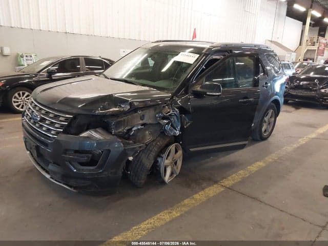 2017 FORD EXPLORER XLT 2