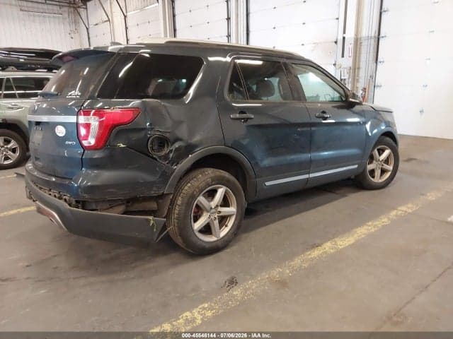 2017 FORD EXPLORER XLT 4