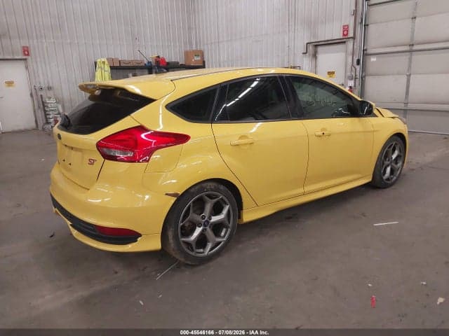 2017 FORD FOCUS ST 4