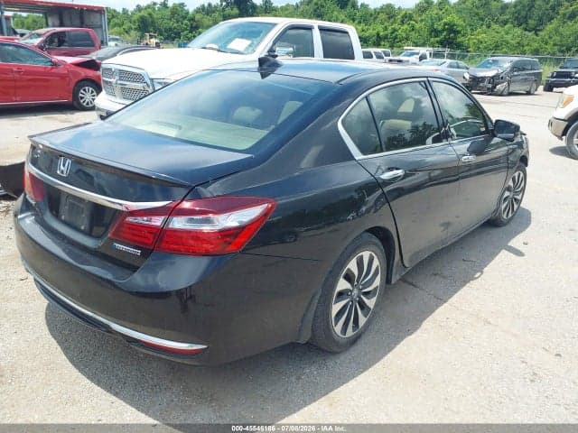 2017 HONDA ACCORD HYBRID EX-L 4