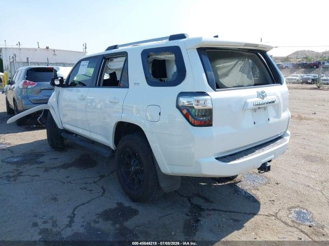 2019 TOYOTA 4RUNNER SR5 3