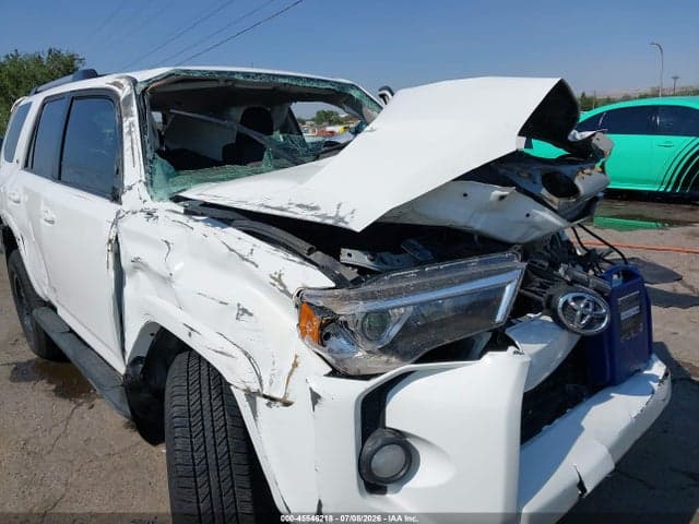 2019 TOYOTA 4RUNNER SR5 6