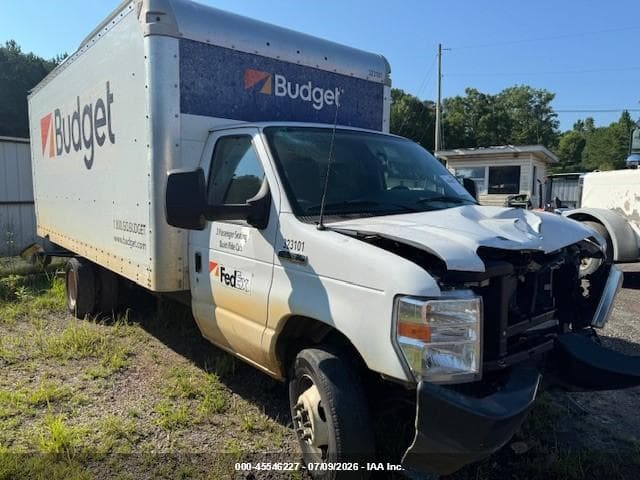 2023 FORD E-350 CUTAWAY 1