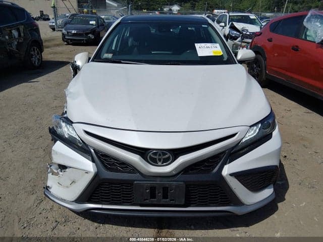 2022 TOYOTA CAMRY XSE AWD 12
