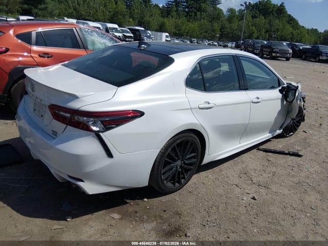 2022 TOYOTA CAMRY XSE AWD 4