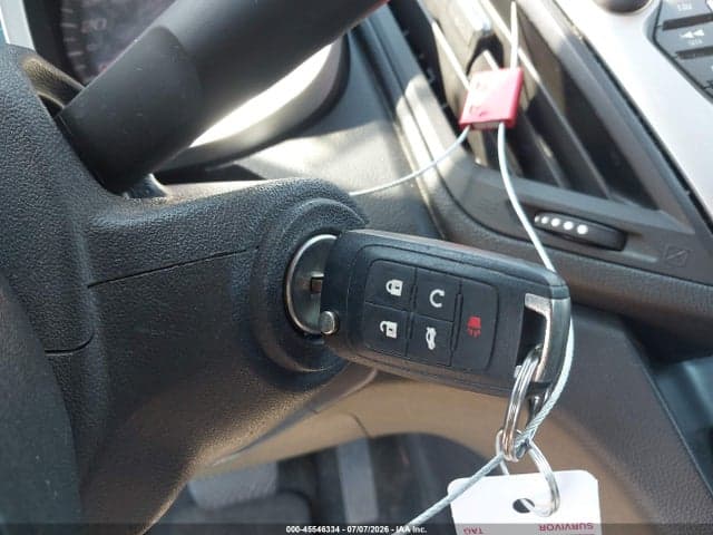 2017 CHEVROLET EQUINOX LT 11