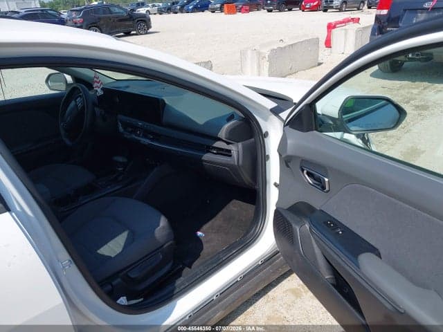 2025 KIA K4 EX 5