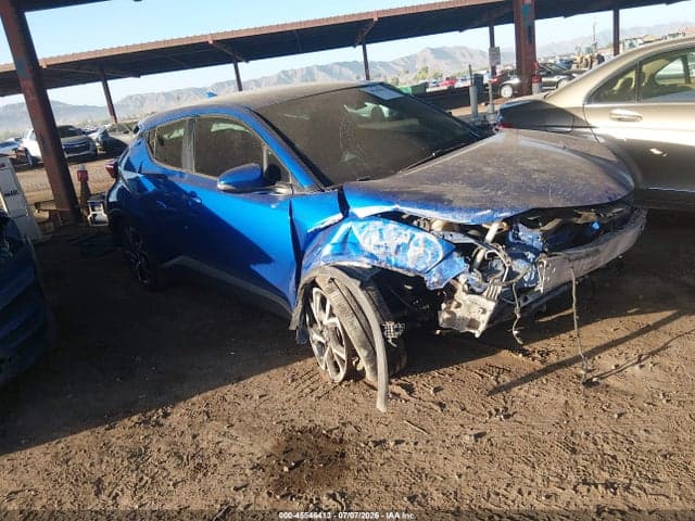 2018 TOYOTA C-HR XLE PREMIUM