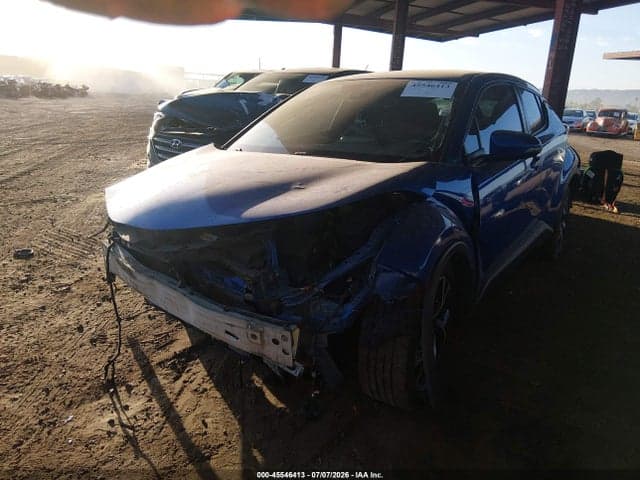 2018 TOYOTA C-HR XLE PREMIUM 2