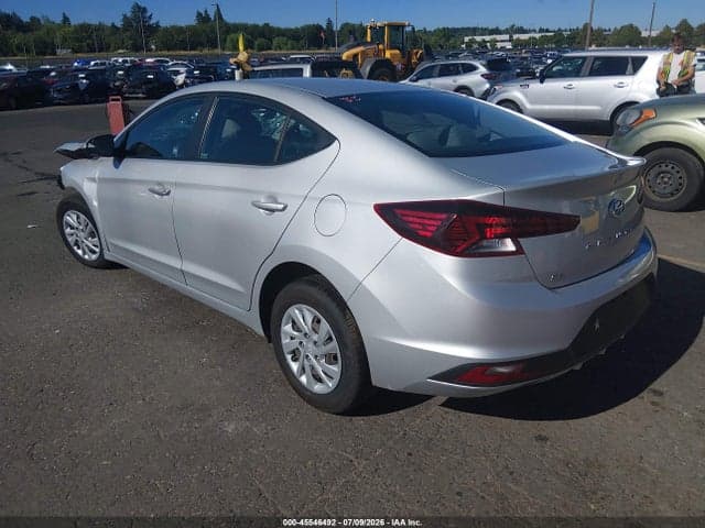 2020 HYUNDAI ELANTRA SE 3