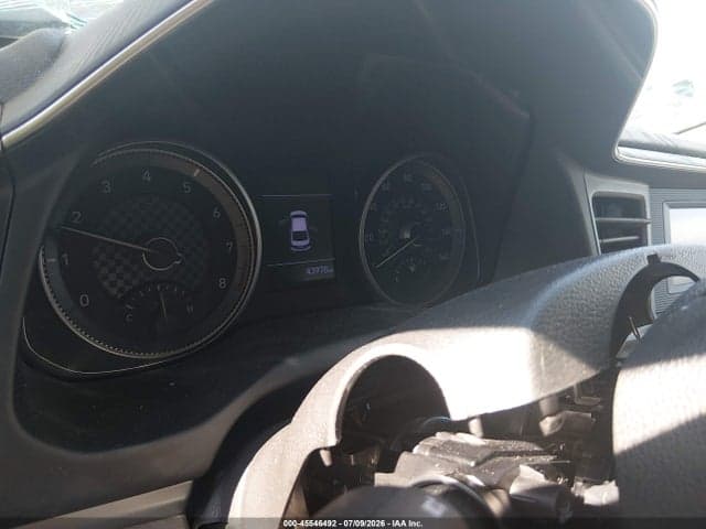 2020 HYUNDAI ELANTRA SE 7