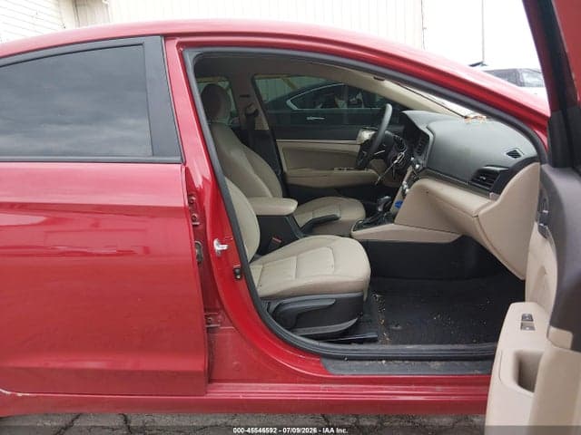2020 HYUNDAI ELANTRA SEL 5