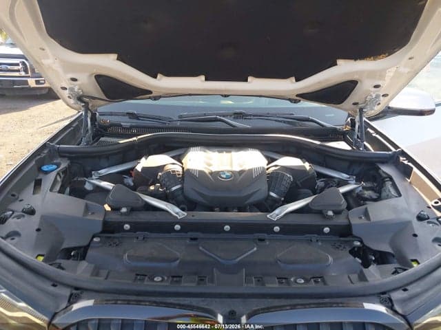 2021 BMW X7 M50I 10