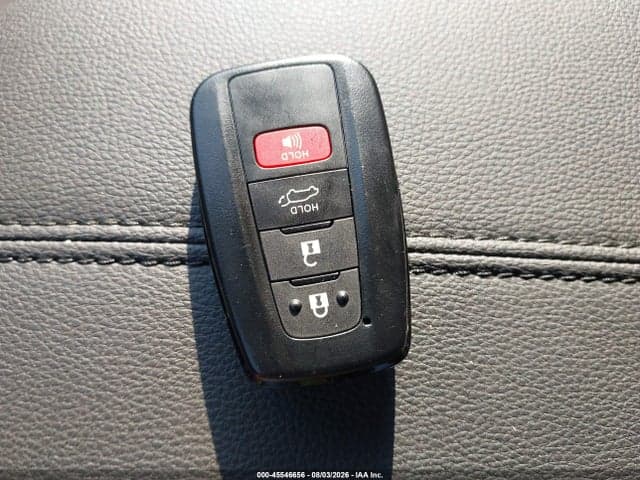 2025 TOYOTA RAV4 HYBRID XLE PREMIUM 11